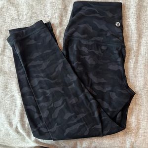 Lululemon Camo Align Crop Size 4